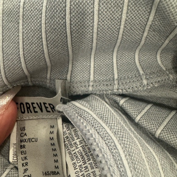 Women’s Forever 21 activewear jacket. Used one time. Grey cheetah print! - Picture 4 of 5